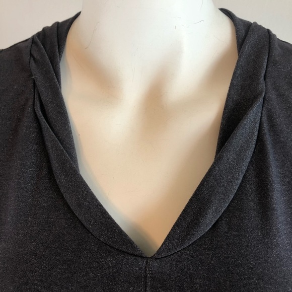 Athleta Grey V- Neck Workout Top Size Small - Picture 10 of 12